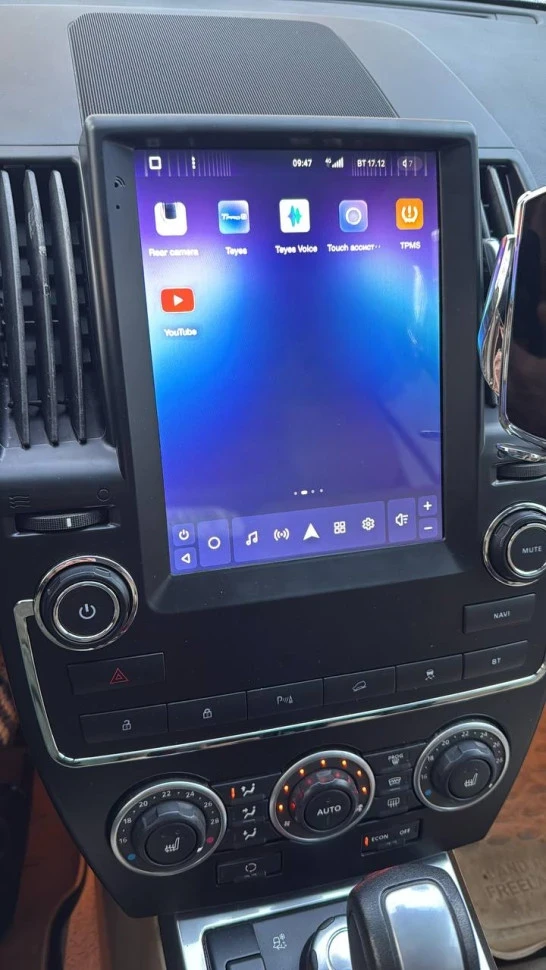 Штатная магнитола Tesla style Teyes TPRO 2 6/128 Land Rover Freelander 2 (2006-2012) Тип-B